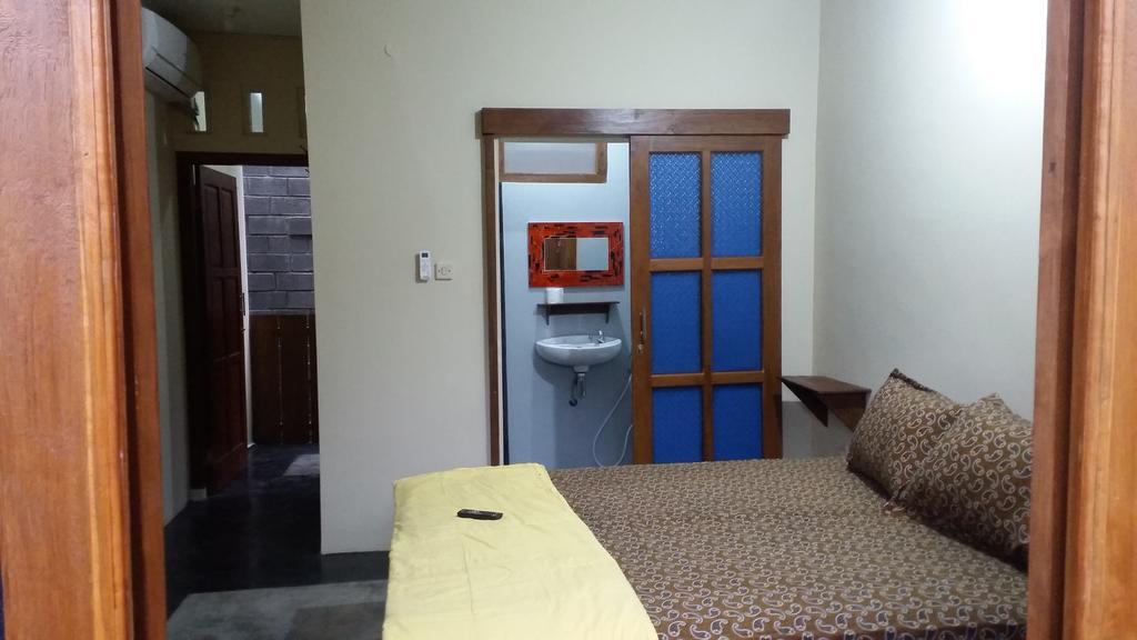 Ndalem Mj Homestay Yogyakarta Luaran gambar
