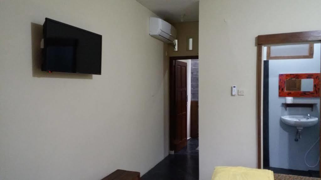 Ndalem Mj Homestay Yogyakarta Luaran gambar